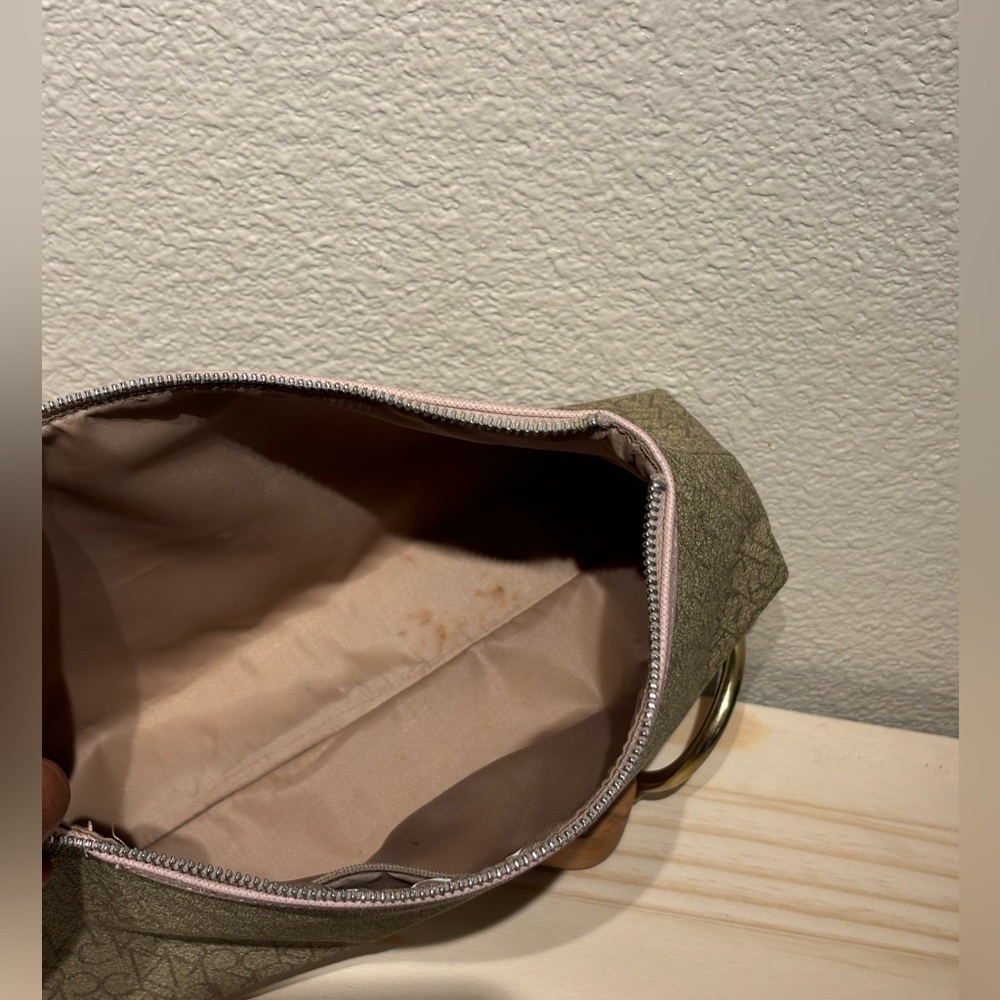 Calvin Klein Cosmetic Bag - Picture 6 of 8